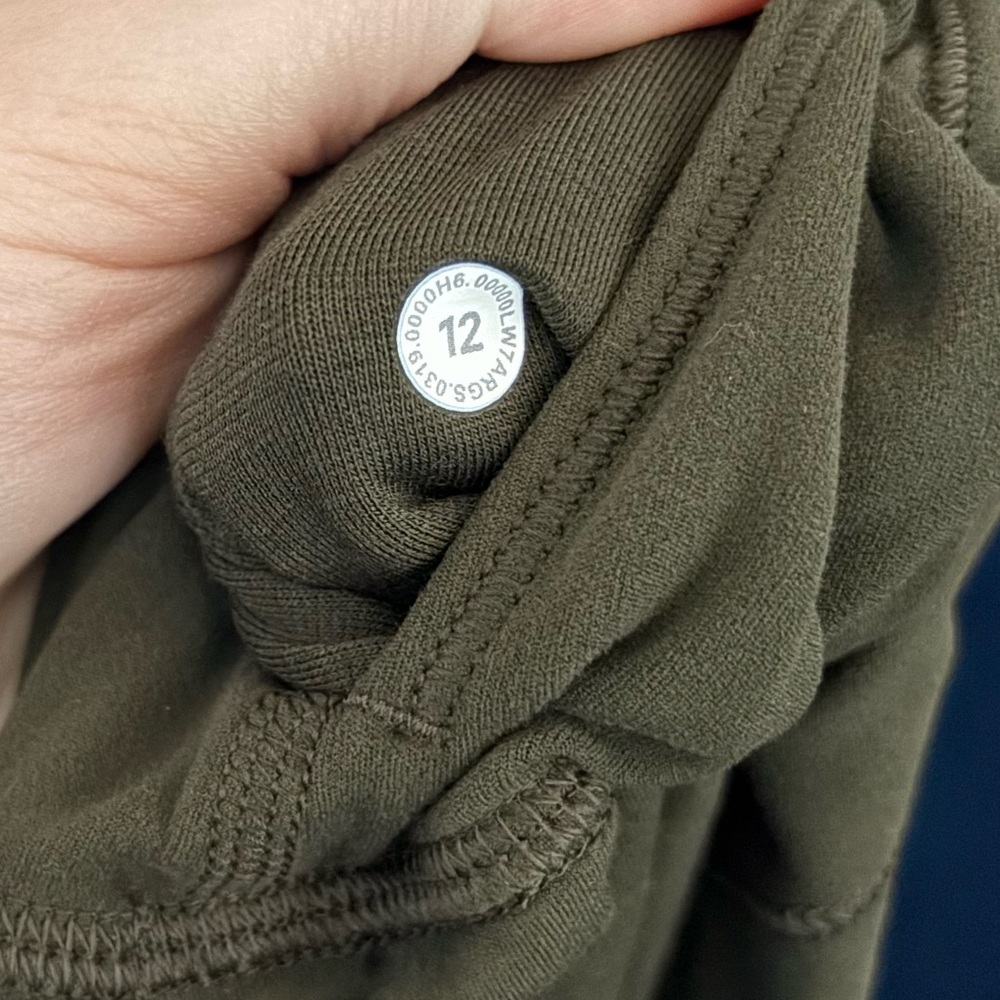 Lululemon Olive Align Shorts 4” - Picture 2 of 4